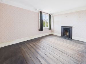 Bedroom- click for photo gallery